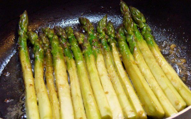 pan-seared-asparagus-100